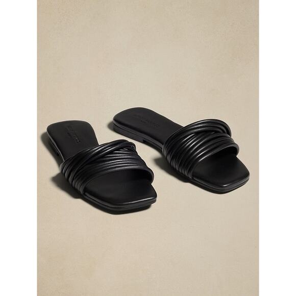 Banana Republic Black Twisted Strappy Leather Sandals - Size 10 - Picture 1 of 5